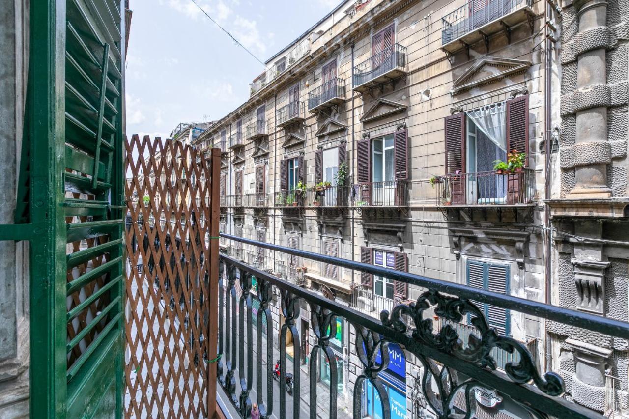 Vittorio Emanuele Charming Central Flats Palermo Exterior foto